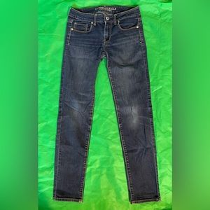 👖 🦅 American Eagle Super Stretch Dark Wash Skinny Jeans Size 2 🦅 👖